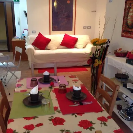 Casa Degli Ubaldi לינה וארוחת בוקר