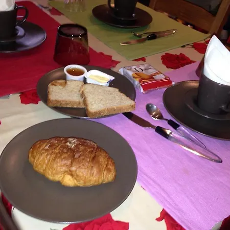 Alojamento de Acomodação e Pequeno-almoço Casa Degli Ubaldi *